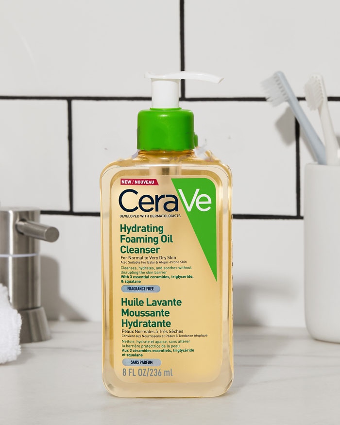 فوم شست و شوی روغنی سراوی Hydrating Foaming oil ceraVe - کاپا کالا